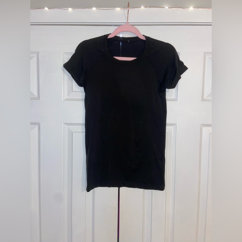 black short sleeve Lululemon shirt!!